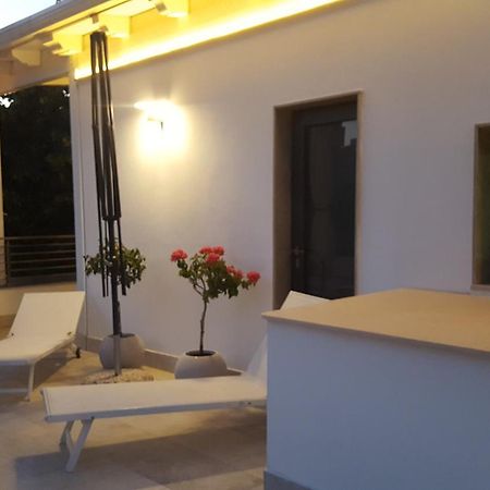 B&B Del Corso Foggia Con Parcheggio Custodito Buitenkant foto