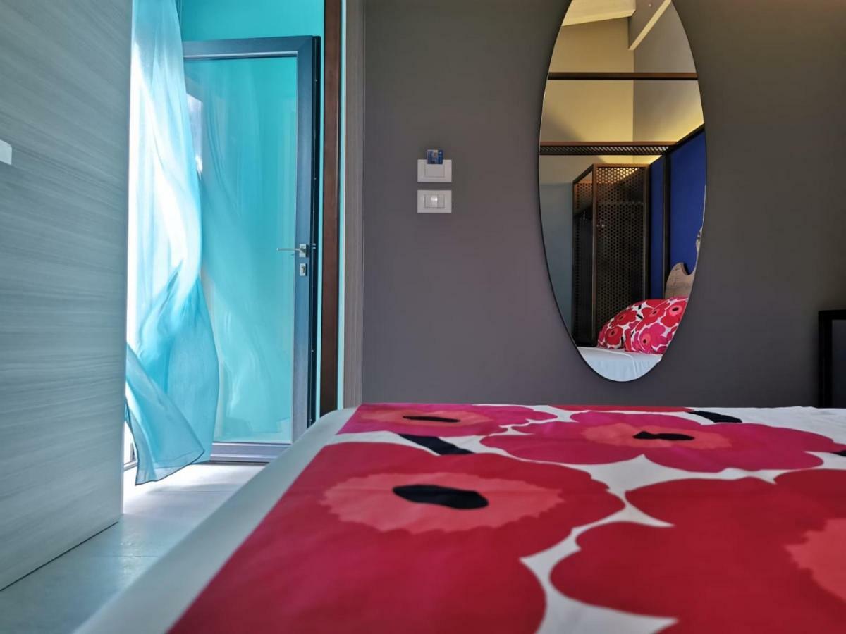 B&B Del Corso Foggia Con Parcheggio Custodito Buitenkant foto